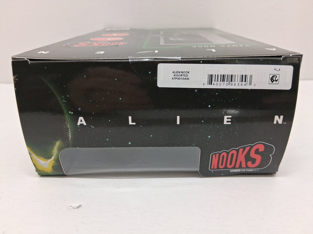 Nooks Alien bookends